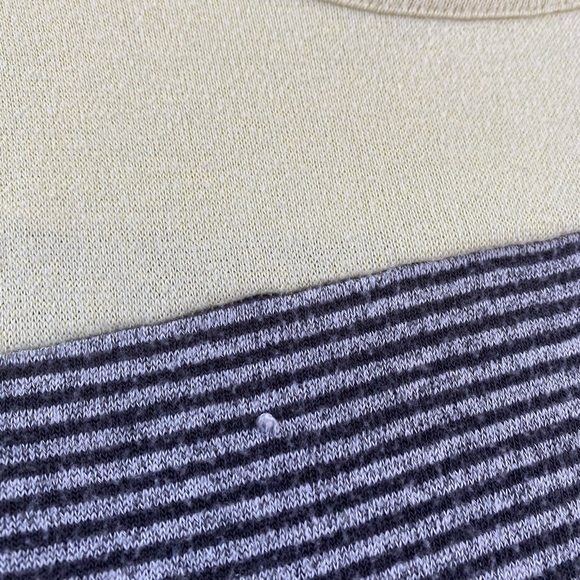 Color Block Tee - Picture 3 of 4